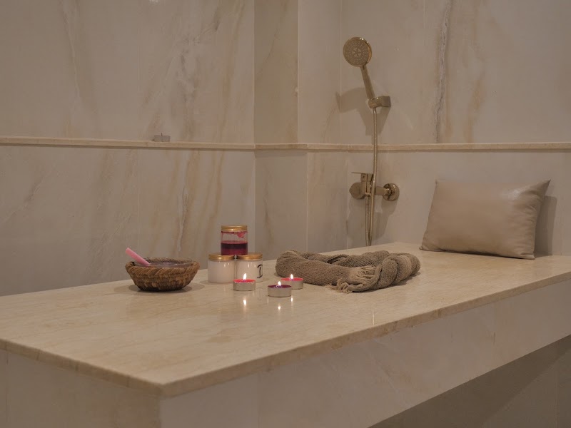 RANIA BEAUTY CENTER