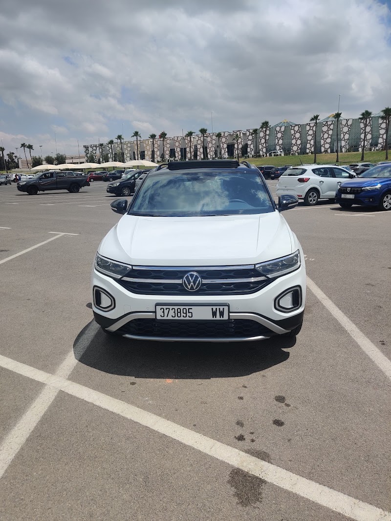 Sarha Car