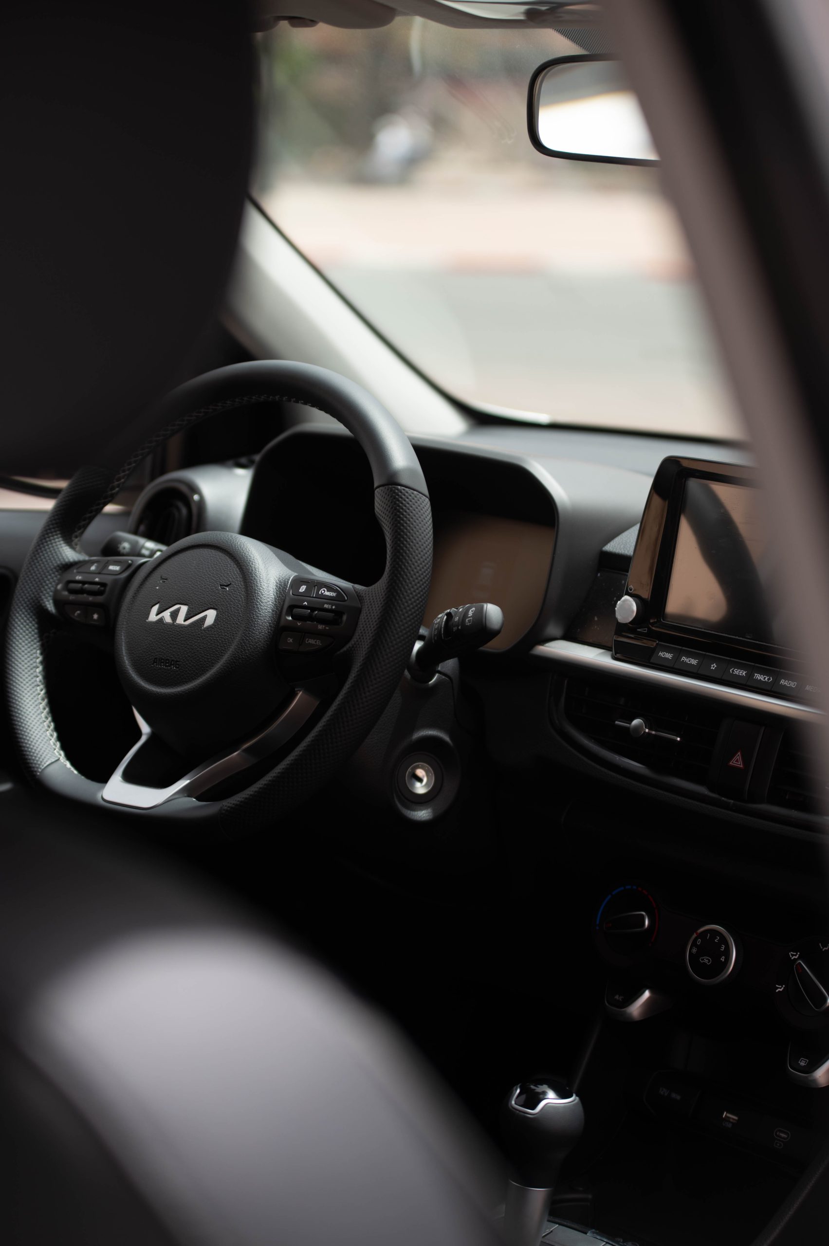 Louanda Car